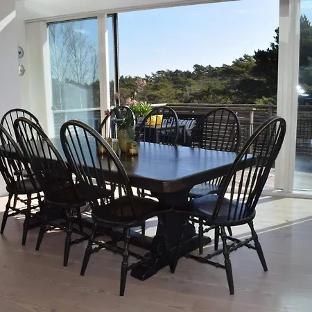 Nyaraló 5 Star In Vesteroy